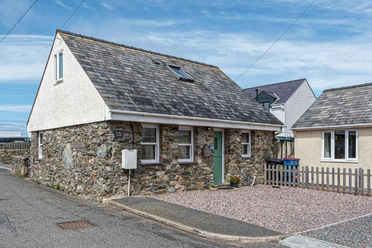 Holiday home Penrhyn